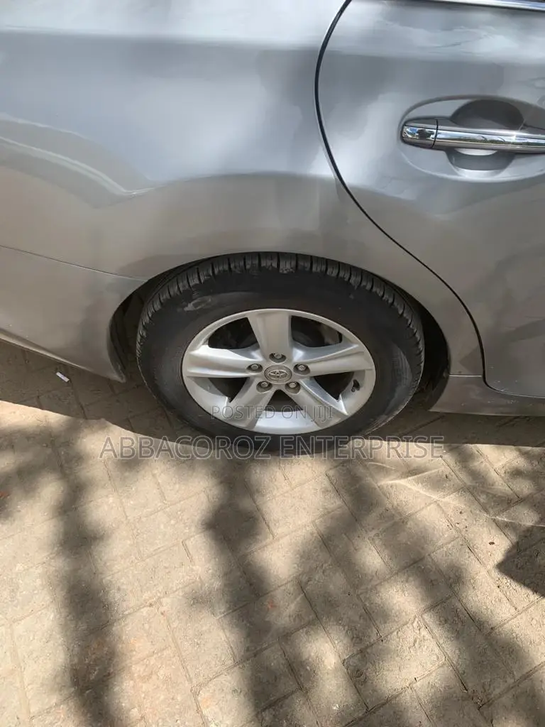 Toyota Mark X 2012 2.5 AWD Silver
