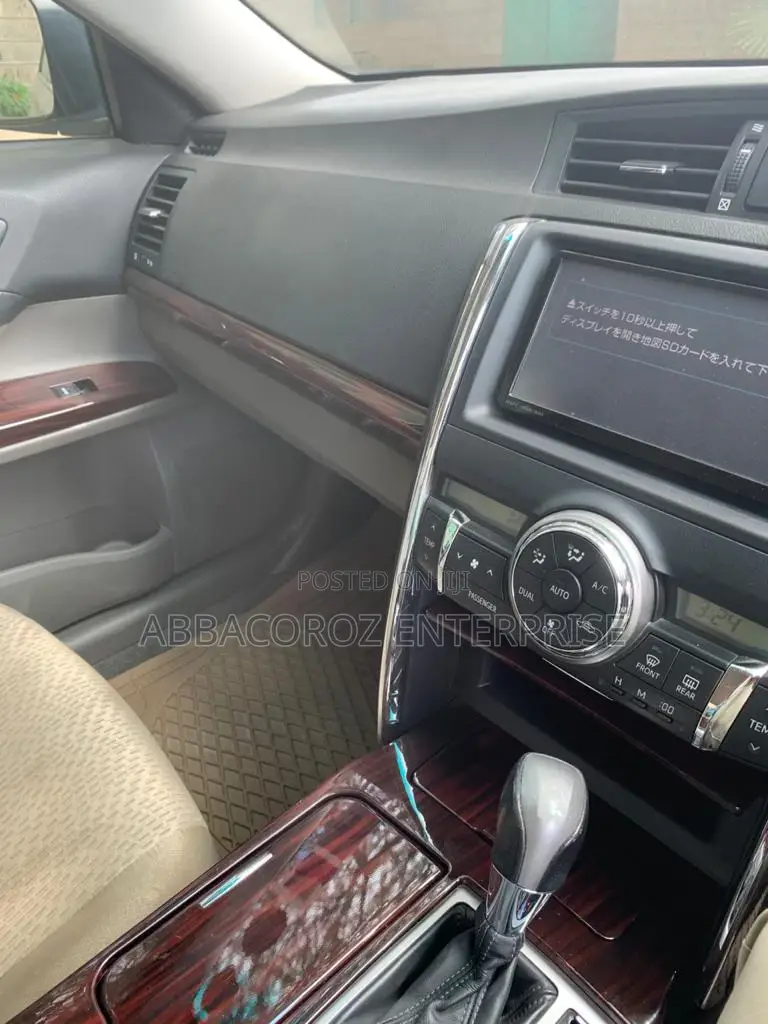 Toyota Mark X 2012 2.5 AWD Silver