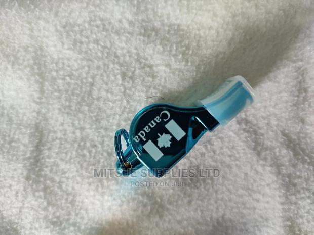 Fox 40 Safety Whistle With Lineyard - thumbnail 4