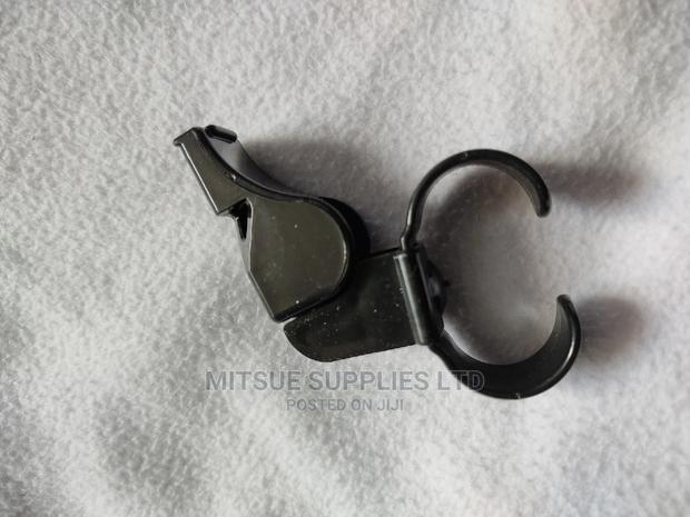 Fox 40 Plastic Whistle With Finger Loop - thumbnail 5