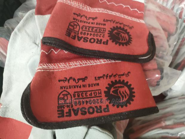 Tough Rigour Gloves - main view