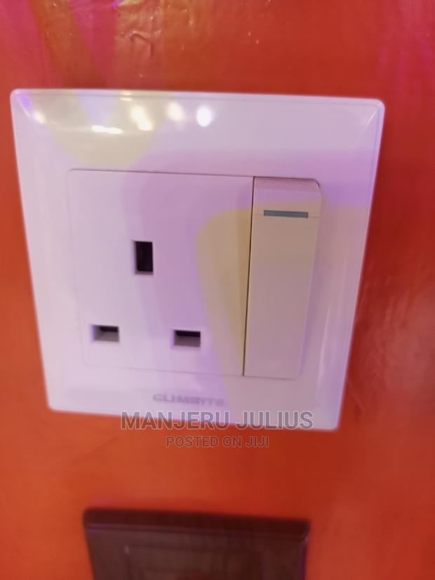 13ams Single Socket - main view