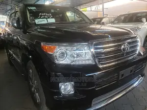 Toyota Land Cruiser 2015 Black