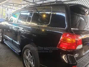 Toyota Land Cruiser 2015 Black