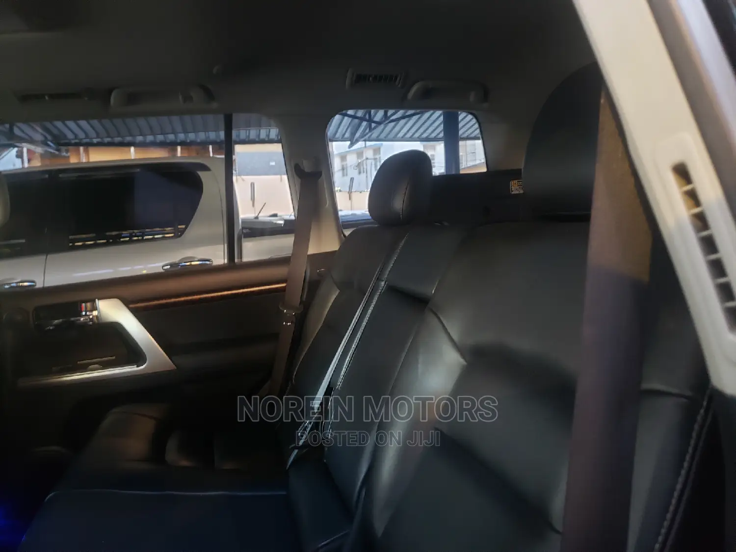 Toyota Land Cruiser 2015 Black