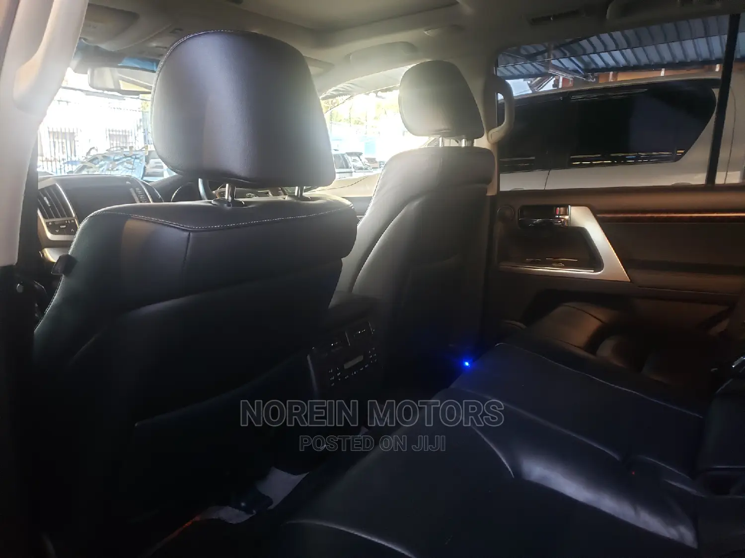Toyota Land Cruiser 2015 Black