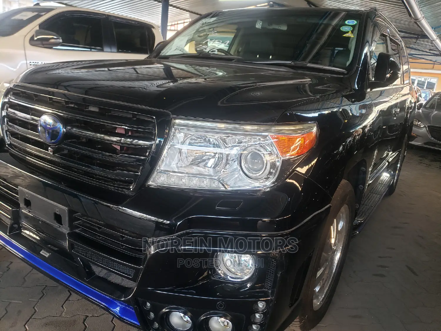 Toyota Land Cruiser 2015 Black