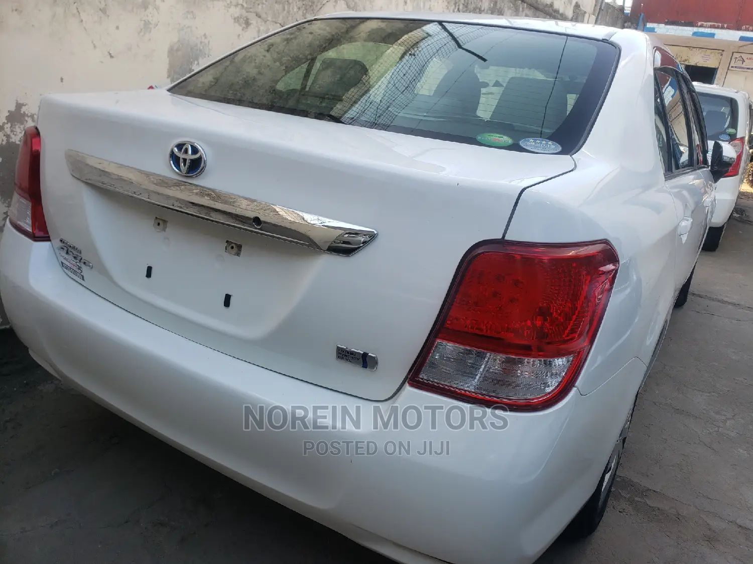 Toyota Axio 2015 Ivory