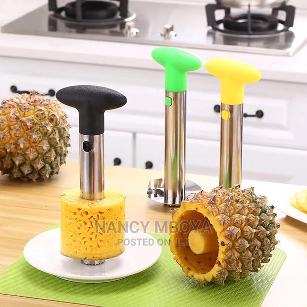 Pineapple Piller