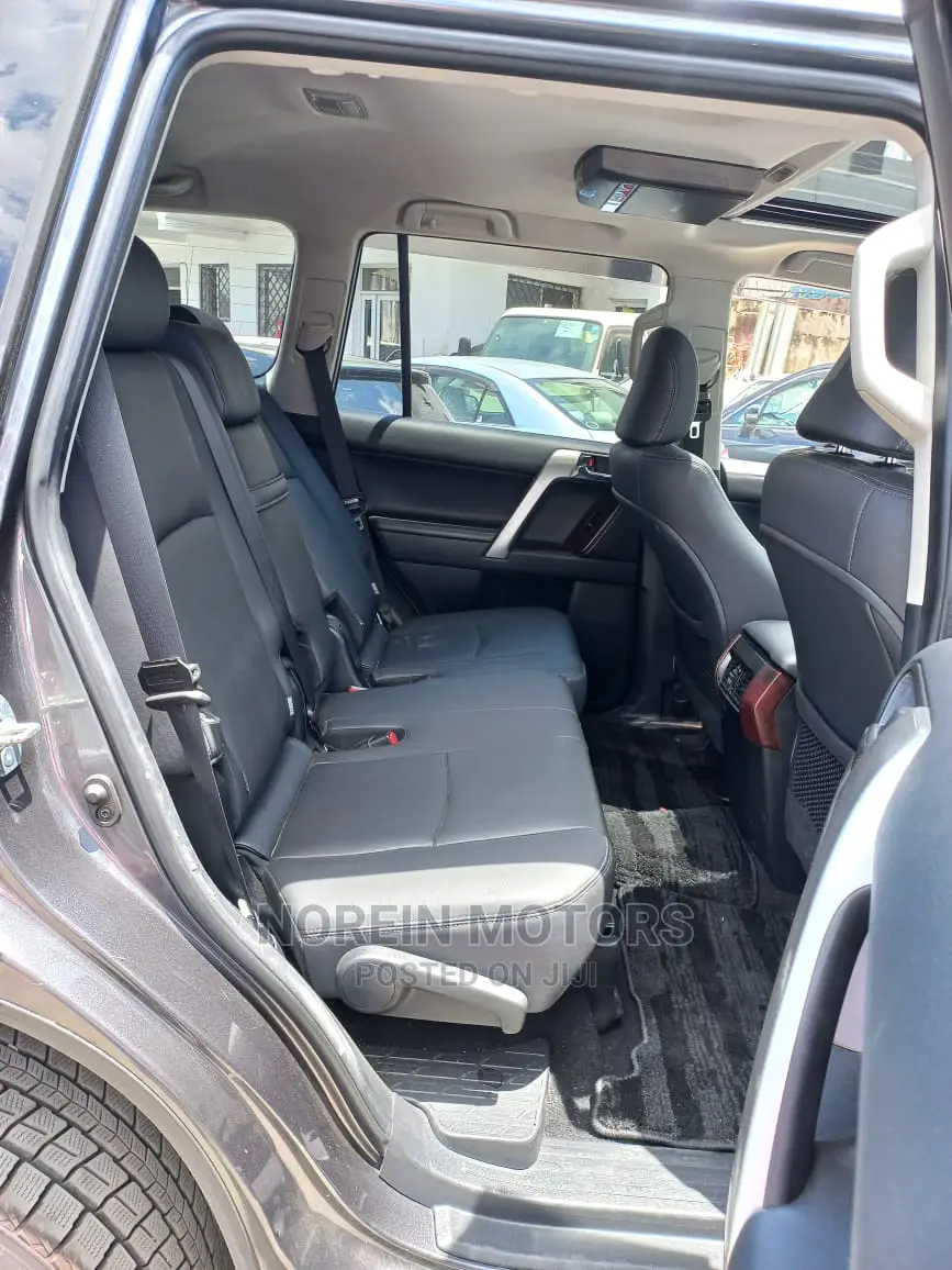 Toyota Land Cruiser Prado 2015 Matt Gray