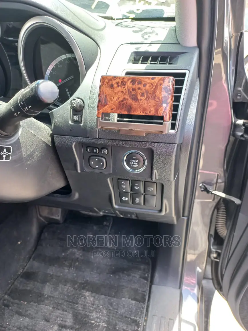 Toyota Land Cruiser Prado 2015 Matt Gray