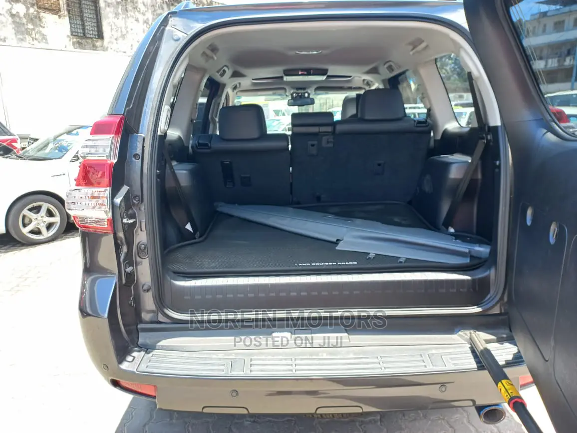 Toyota Land Cruiser Prado 2015 Matt Gray