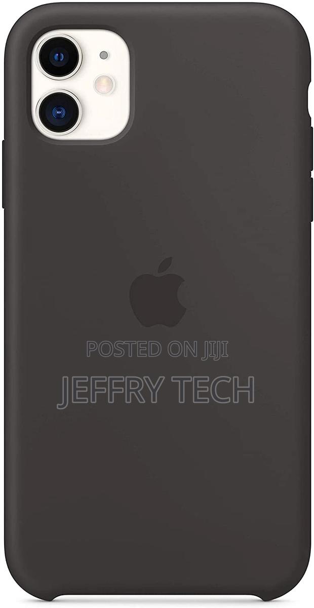 Apple Silicone Case (For iPhone 11) - Black - thumbnail 3
