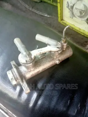 Brake Master Cylinder Nissan Td27