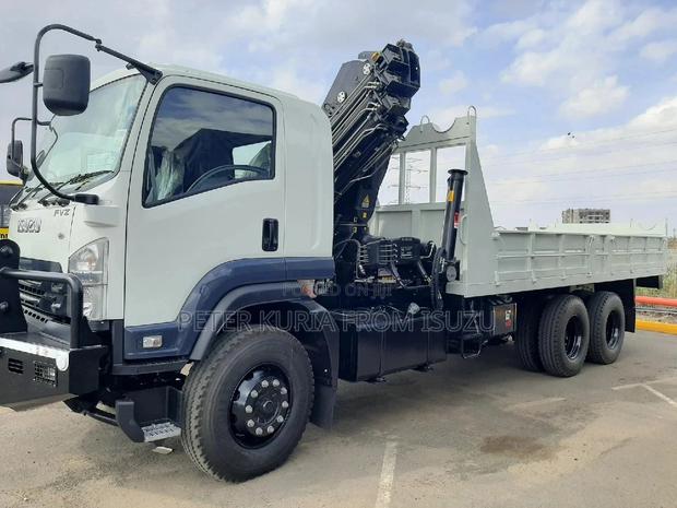 Isuzu FVZ Truck With Crane