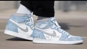 Jordan 1 Sneakers