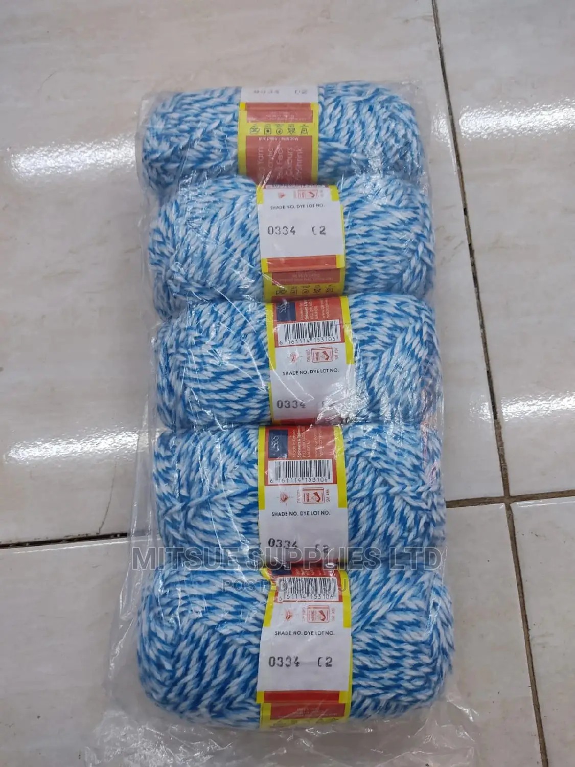 5 White, Baby Blue, Blue Rainbow Chunky Yarn