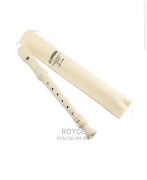 Yamaha YRS -24b Soprano Recorder