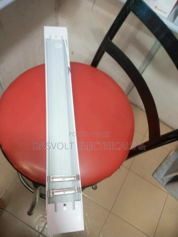 2ft Dustproof Tube 18watts - thumbnail 4