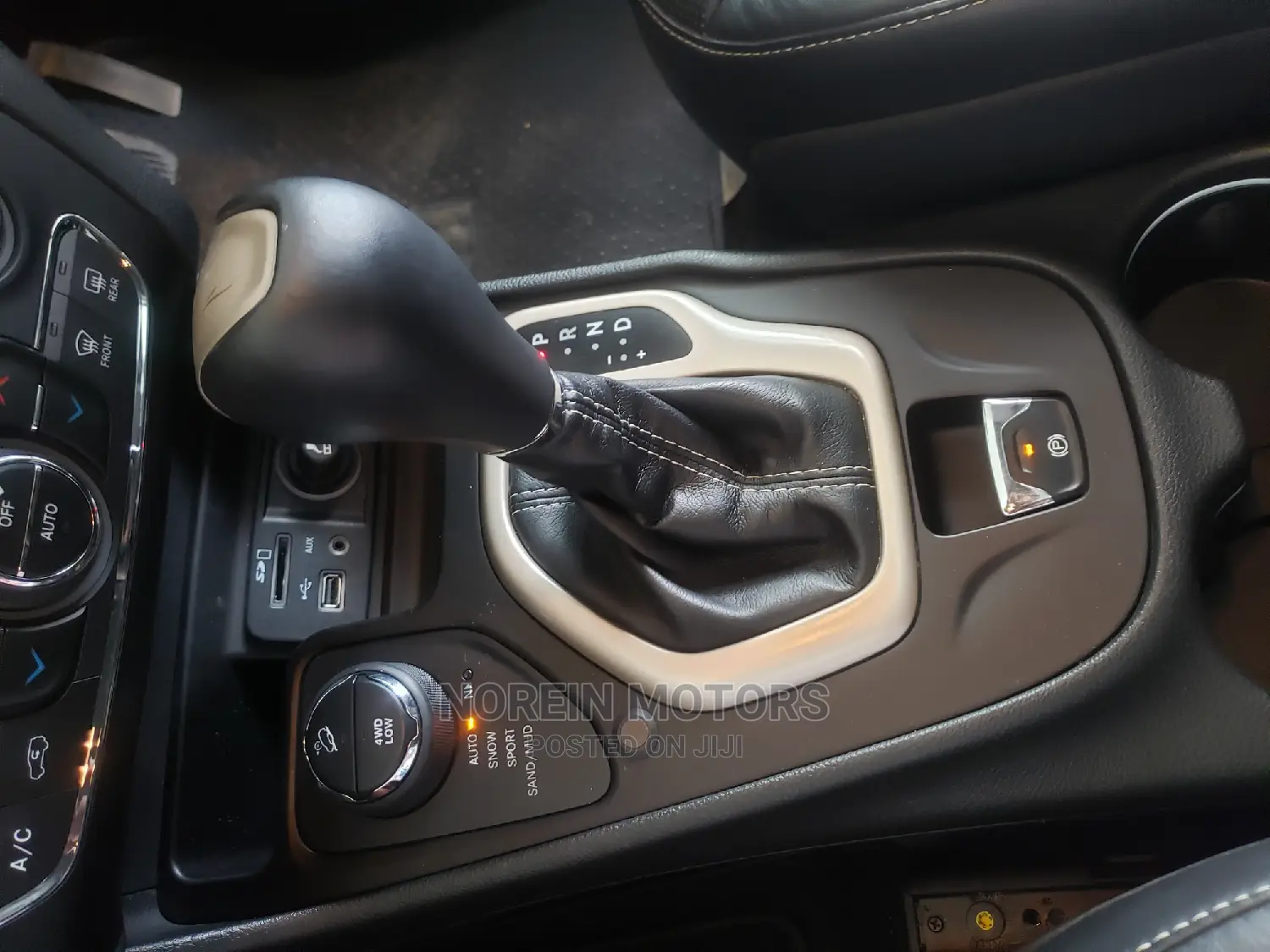 Jeep Cherokee 2015 Black