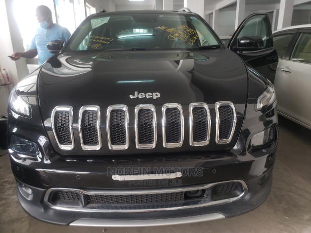 Jeep Cherokee 2015 Black - thumbnail 6