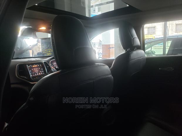 Jeep Cherokee 2015 Black - thumbnail 9