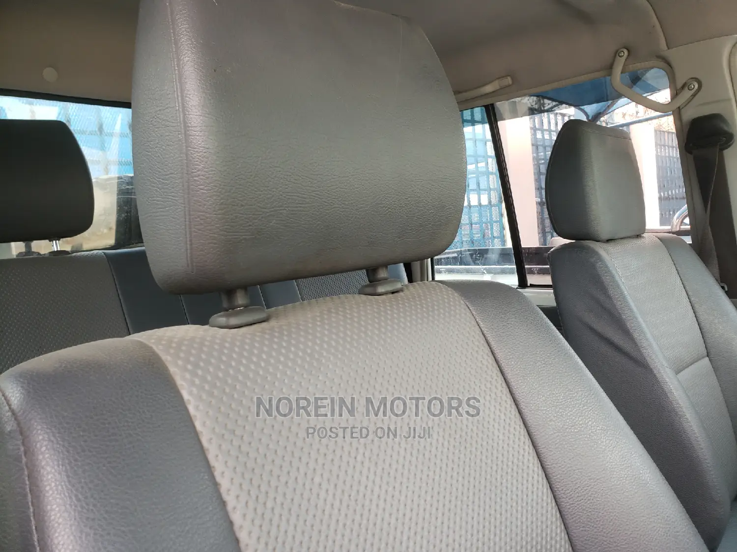 Toyota Land Cruiser Prado 2015 White