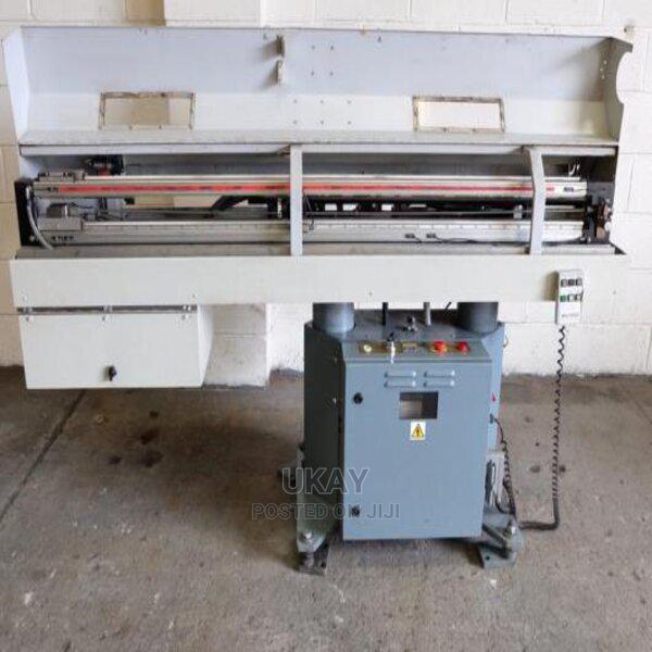 EX-UK Multified Short Magazine Cnc Bar Feed