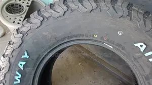 Wideway 285/70r17 A/T.