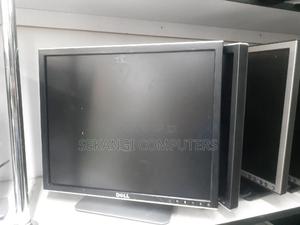 19" Dell TFT Sq - main view