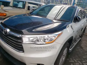 Toyota Kluger 2016 White