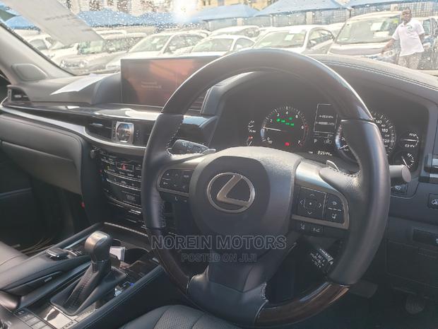 Lexus LX 2019 Black - thumbnail 17