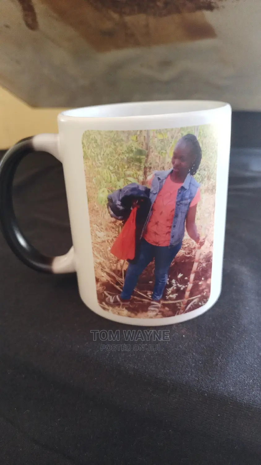 Magic Colour Changing Cups