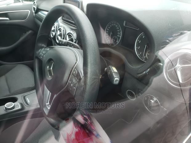 Mercedes-Benz B-Class 2014 Ivory - thumbnail 6