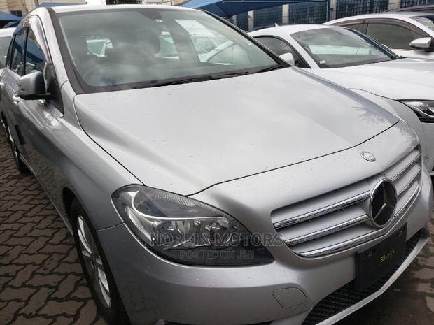 Mercedes-Benz B-Class 2014 Ivory
