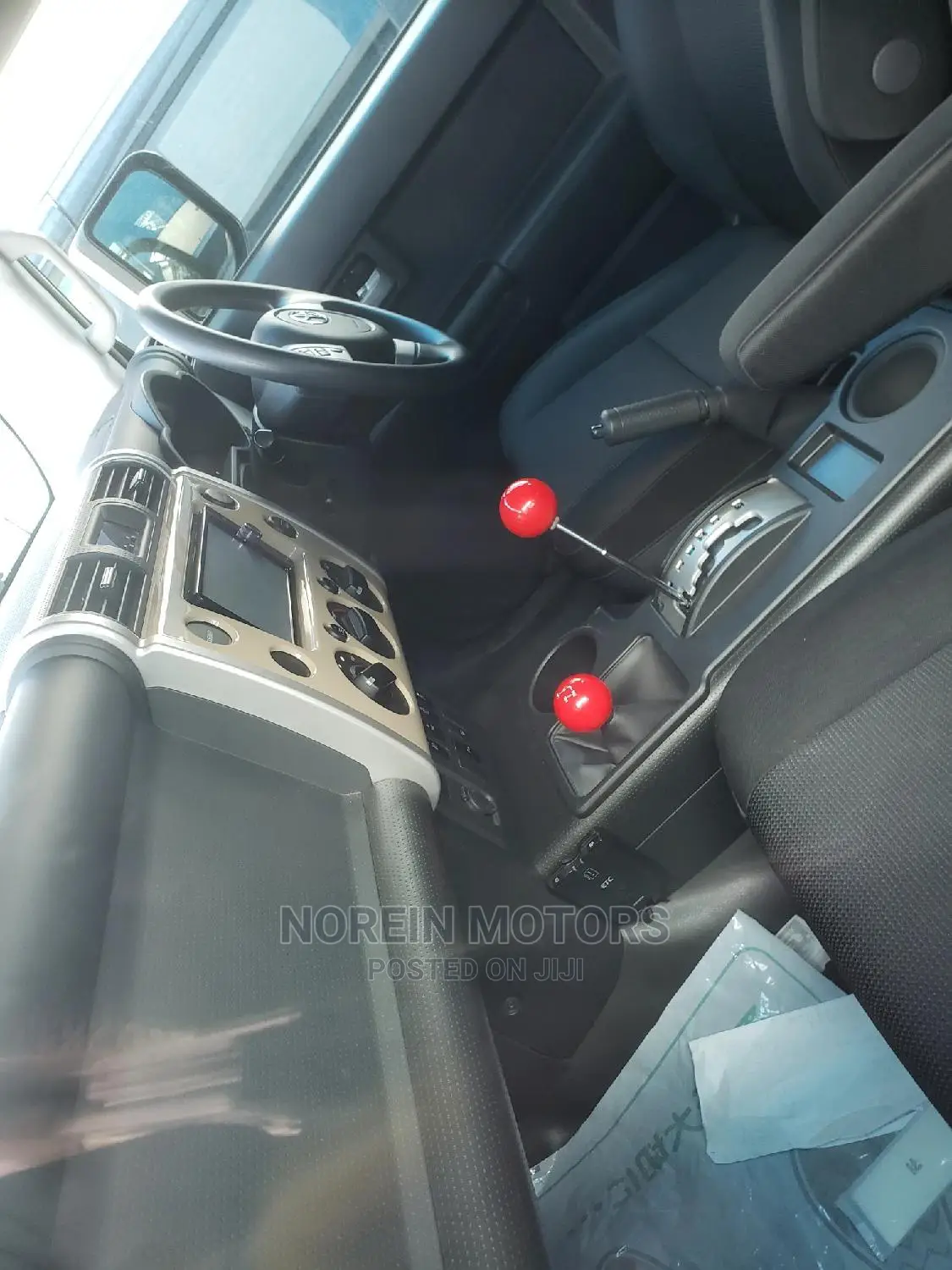 Toyota FJ Cruiser 2014 Gold