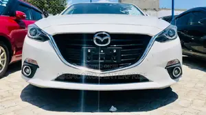Mazda Axela 2015 White