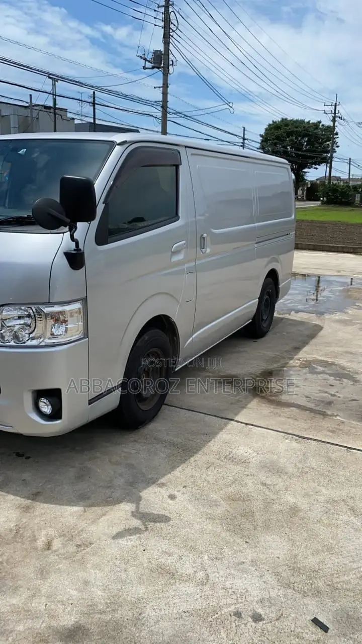 Toyota Hiace Manual DIESEL