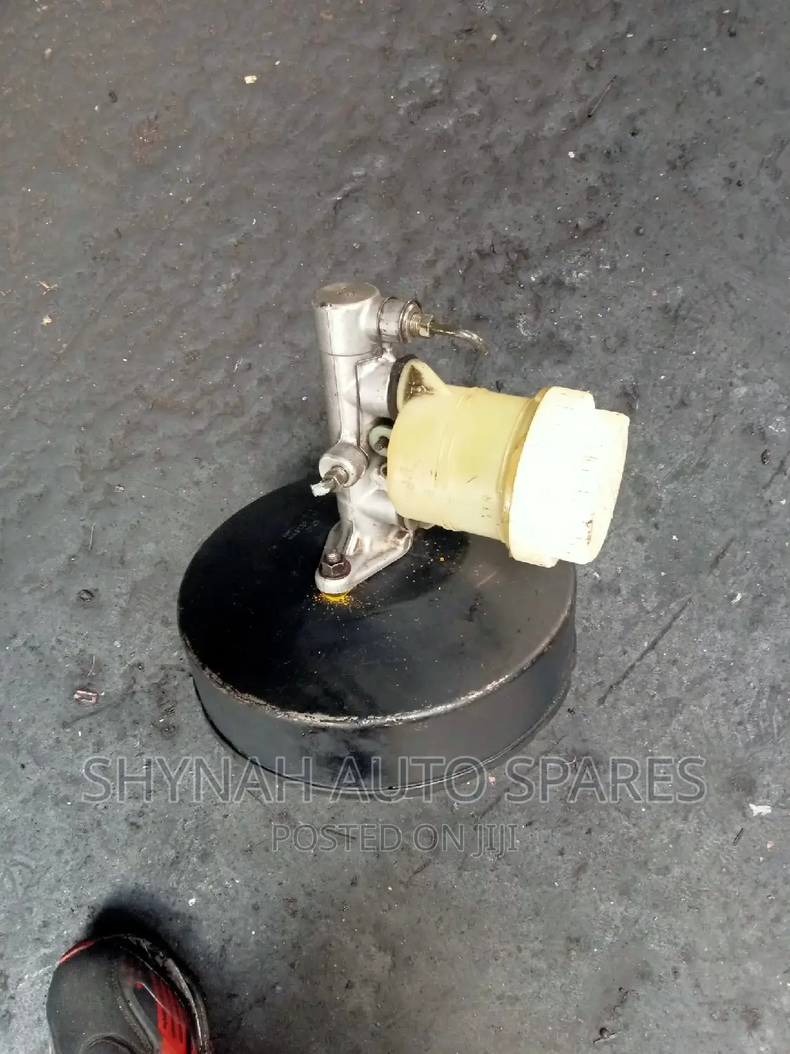 Brake Master Cylinder and Booster Mitsubishi L200