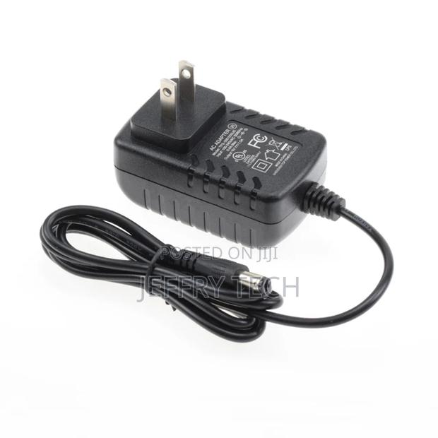 19V 4.74A 90W 110V 240V Ac Dc the Laptop Adaptor Computer Ch