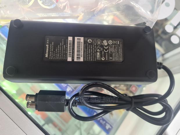 XBOX 360 ADAPTOR Original - main view