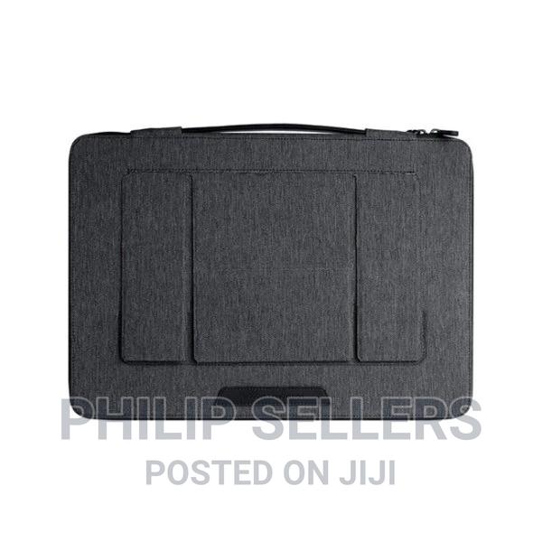 Laptop Sleeve, Which Adhering to the Simple Design,