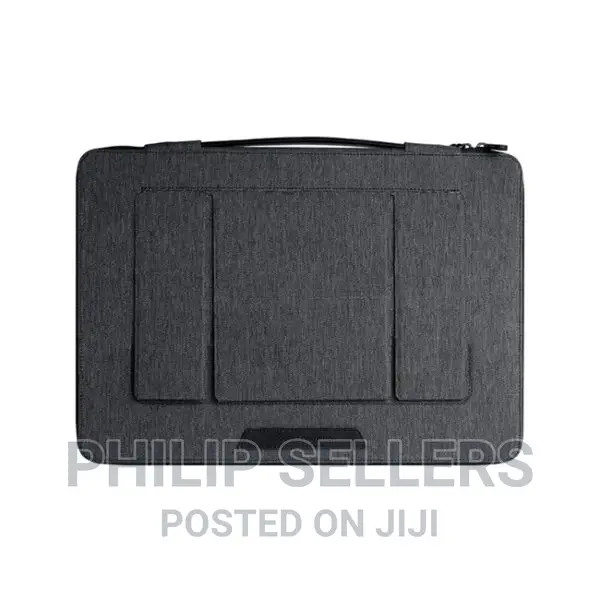 Laptop Sleeve, Which Adhering to the Simple Design,