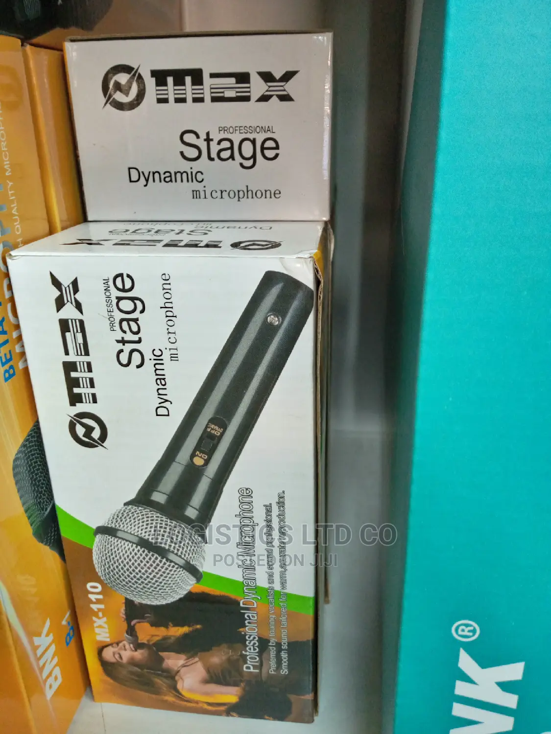 Max Dynamic Stage Microphone