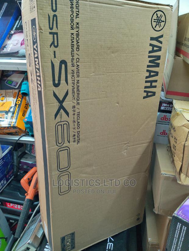 Yamaha Digital Keyboard Psr Sx600 - thumbnail 3