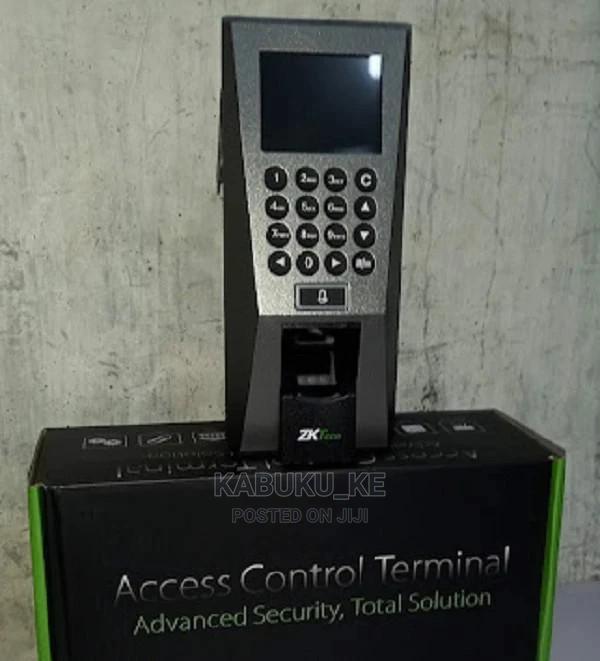 F18 Biometric Time Attendance - main view