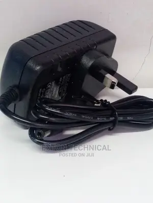 AC/DC 2amps Power Adaptor