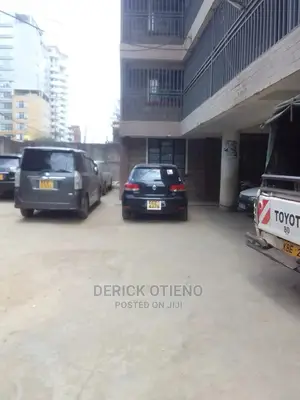 3bdrm Apartment in Westland, Kilimani for rent