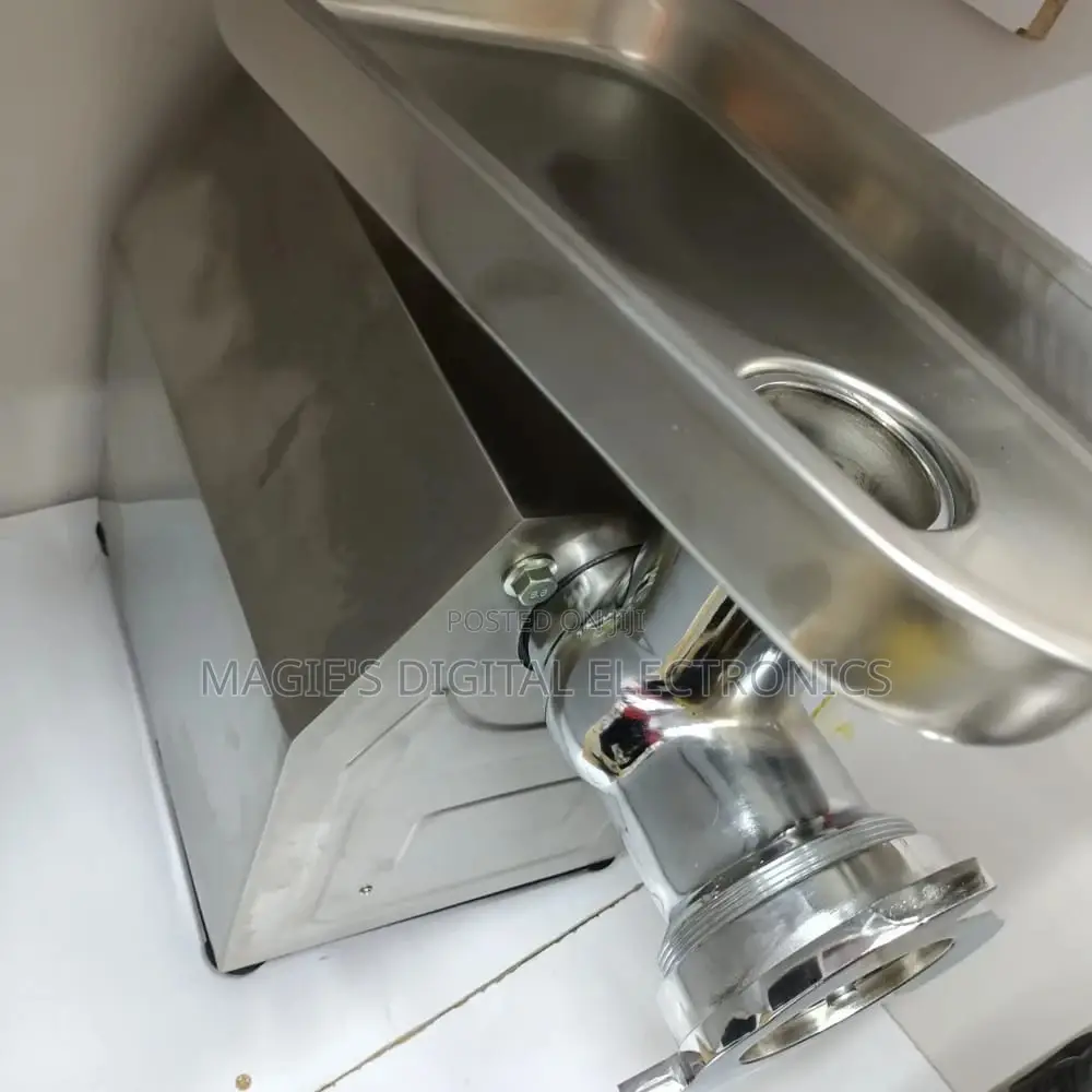 Modest Crucial Meat Mincer M22
