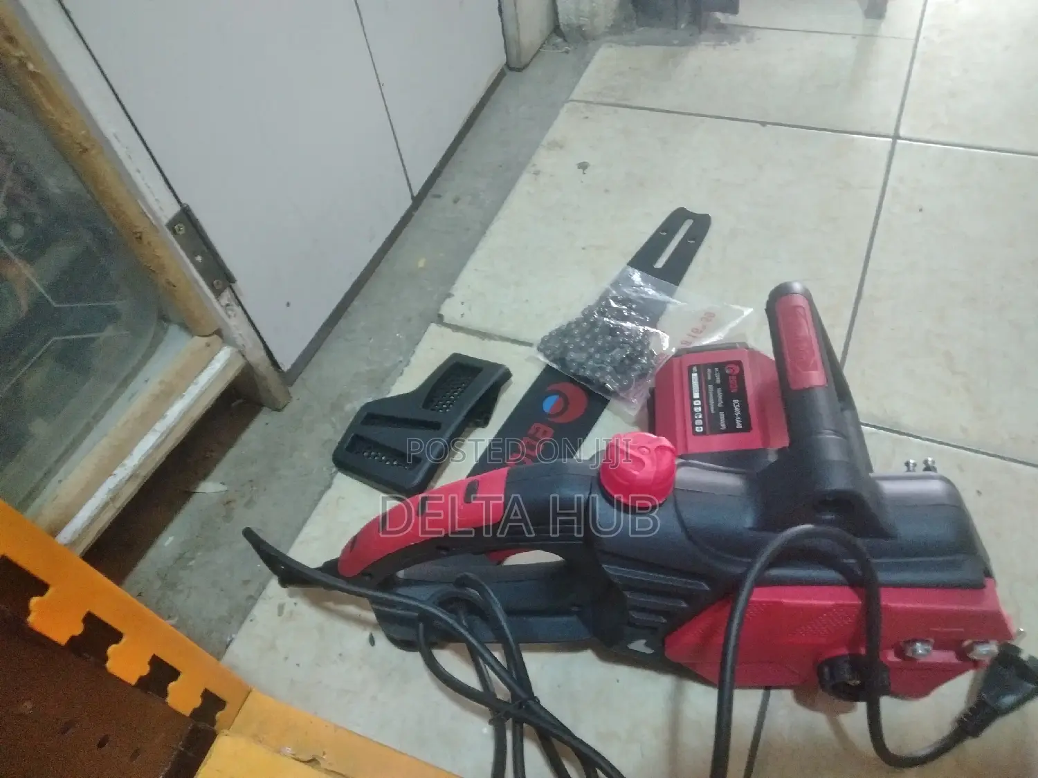 New Power Saw Machine